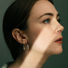 Load image into Gallery viewer, Boucles d&#39;oreilles Liquide
