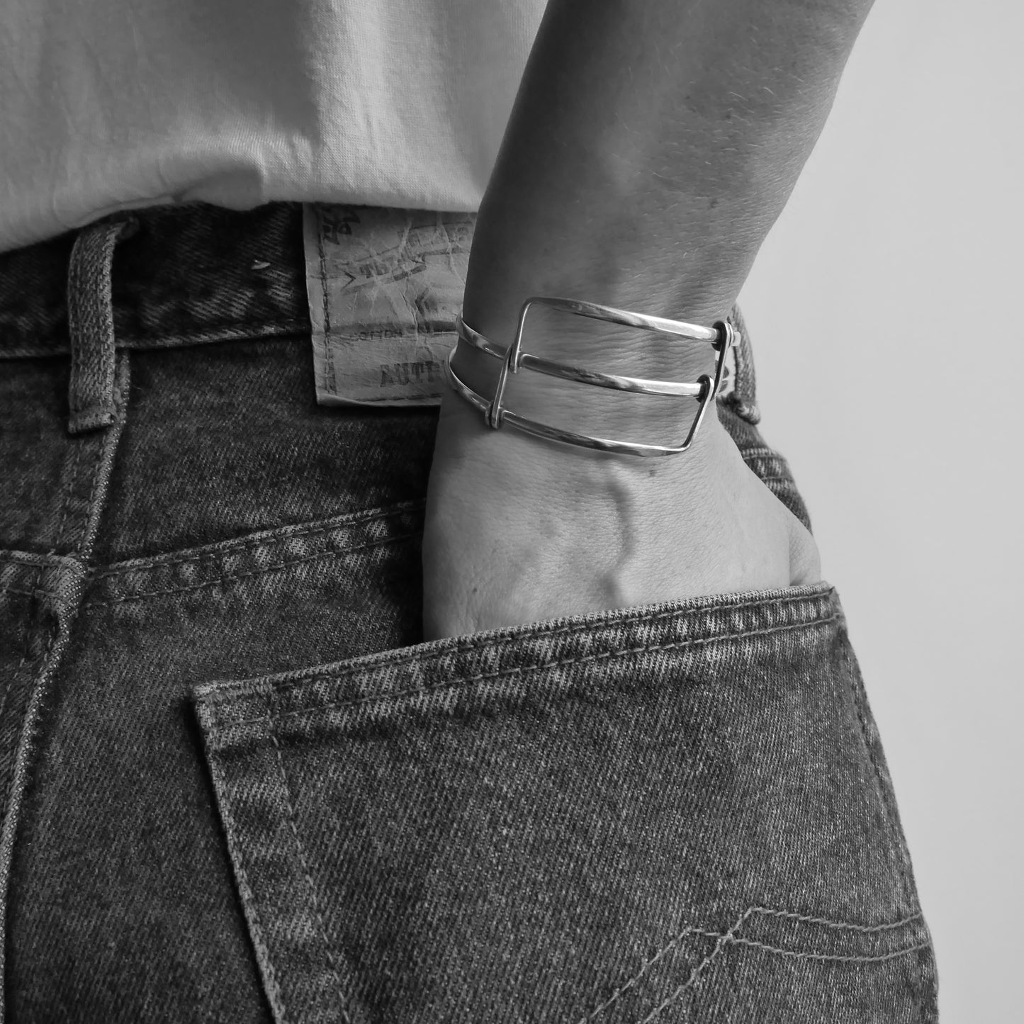 Triple parallel sliding bracelet 